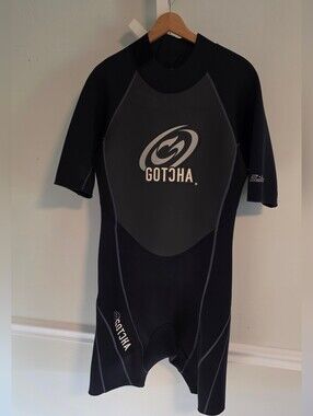 Gotcha Gear 2.2mm Titanium Shorty Wetsuit Men's XL Black Short Sleeve Surf Dive